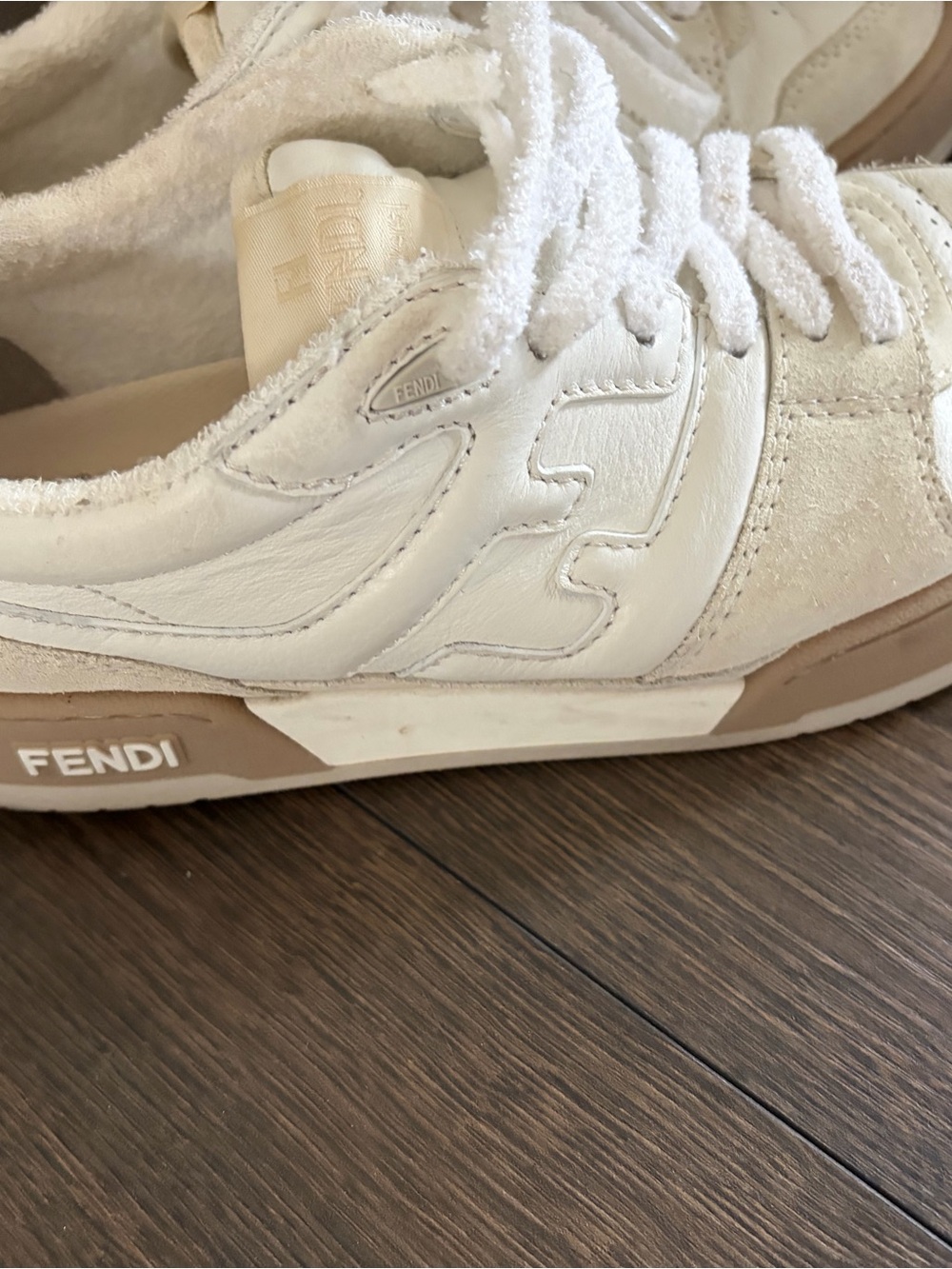 Fendi Cream & Tan Leather Suede Low-Top Sneaker